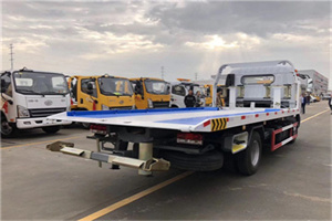 东港汽车救援补胎