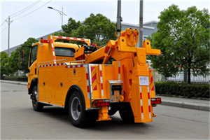 东港高速路拖车费